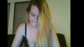 Michellle23  08-12-2021 beautylegs Female